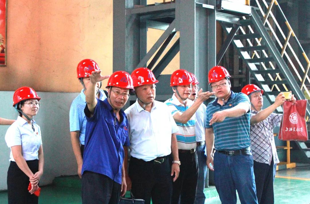 客從遠方來，情隨黨建起