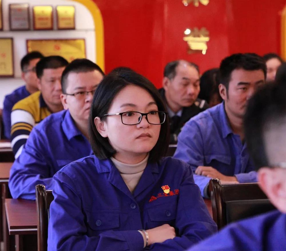 黨員立潮頭，領(lǐng)跑當先鋒之二十九｜蔡藝玲：守望初心不放松，“鋼花管家”有奇招